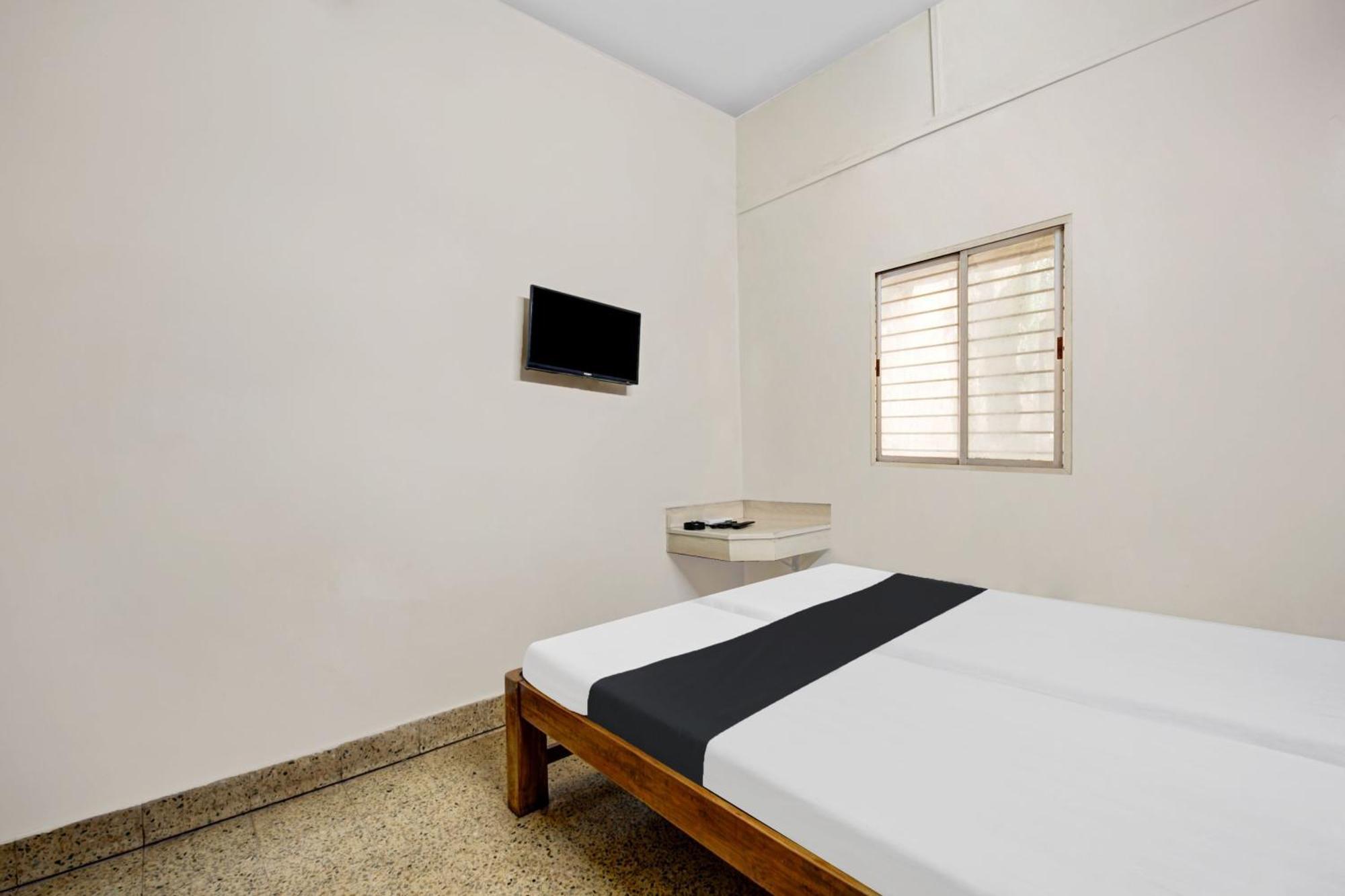 Hotel Spot On Shree Ram Residency Hubli Exterior foto