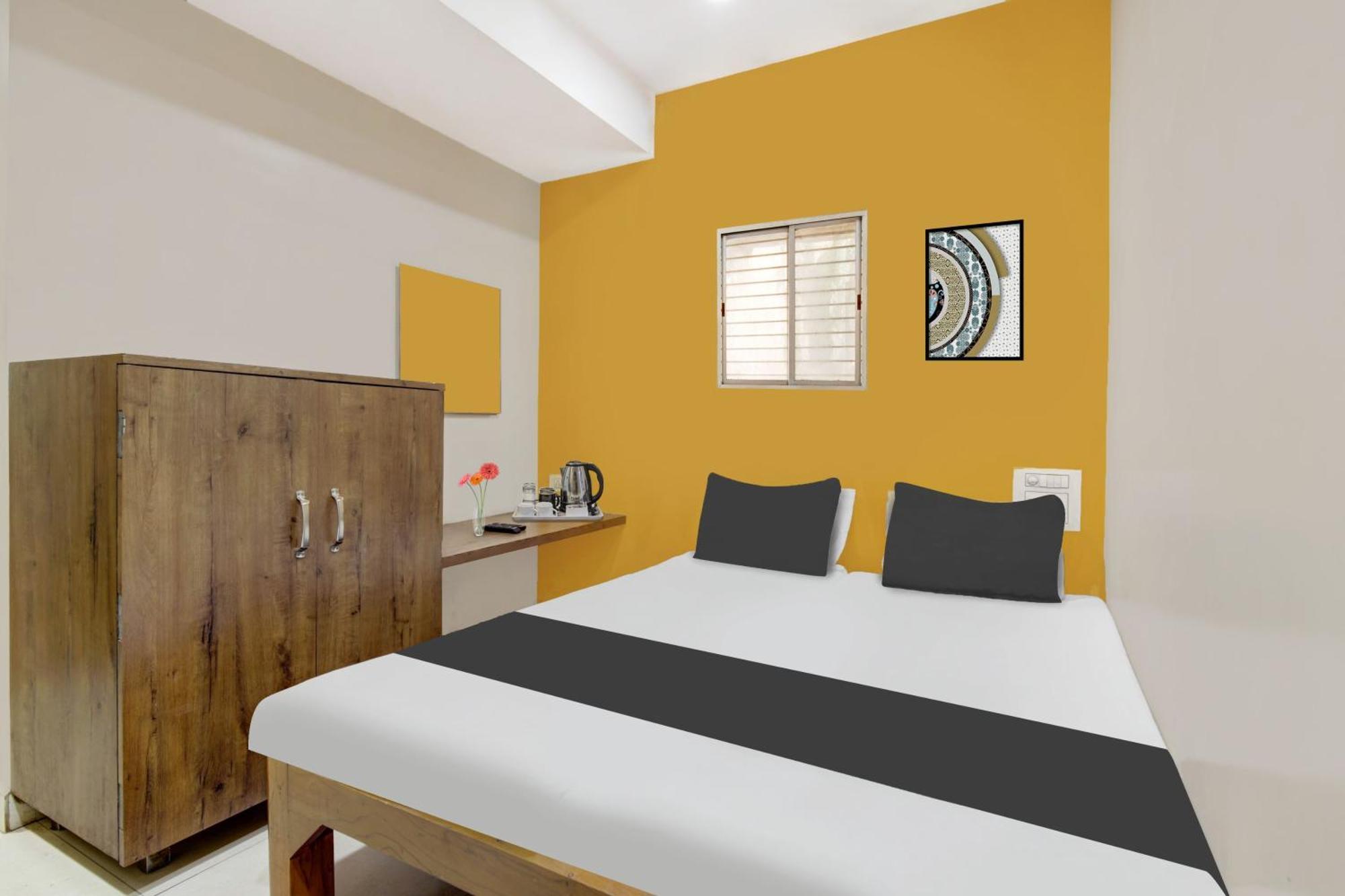 Hotel Spot On Shree Ram Residency Hubli Exterior foto