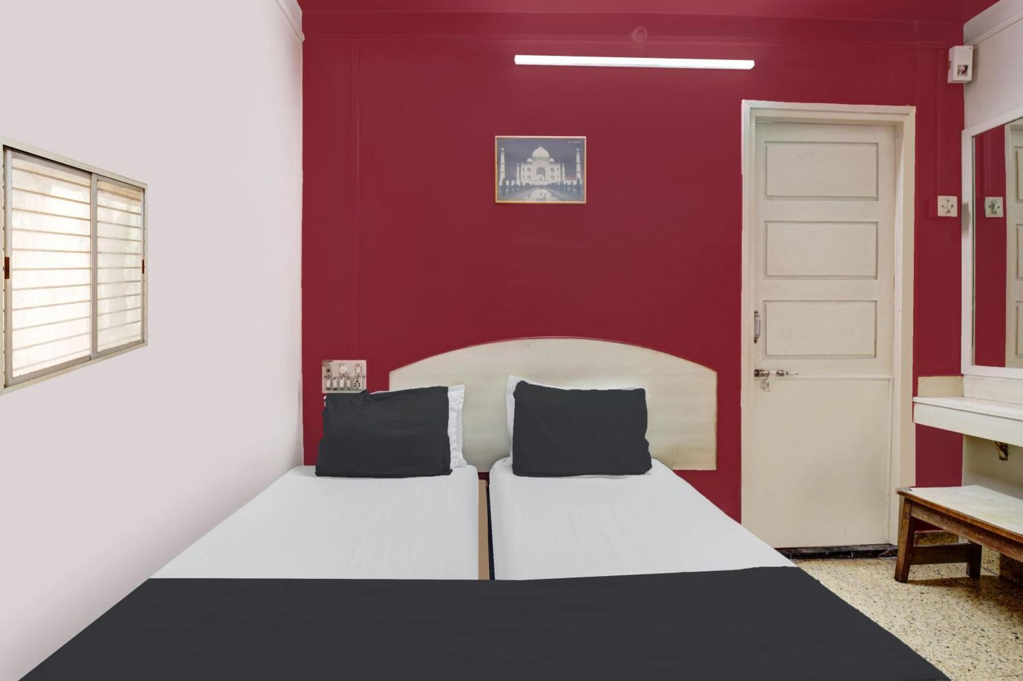 Hotel Spot On Shree Ram Residency Hubli Exterior foto