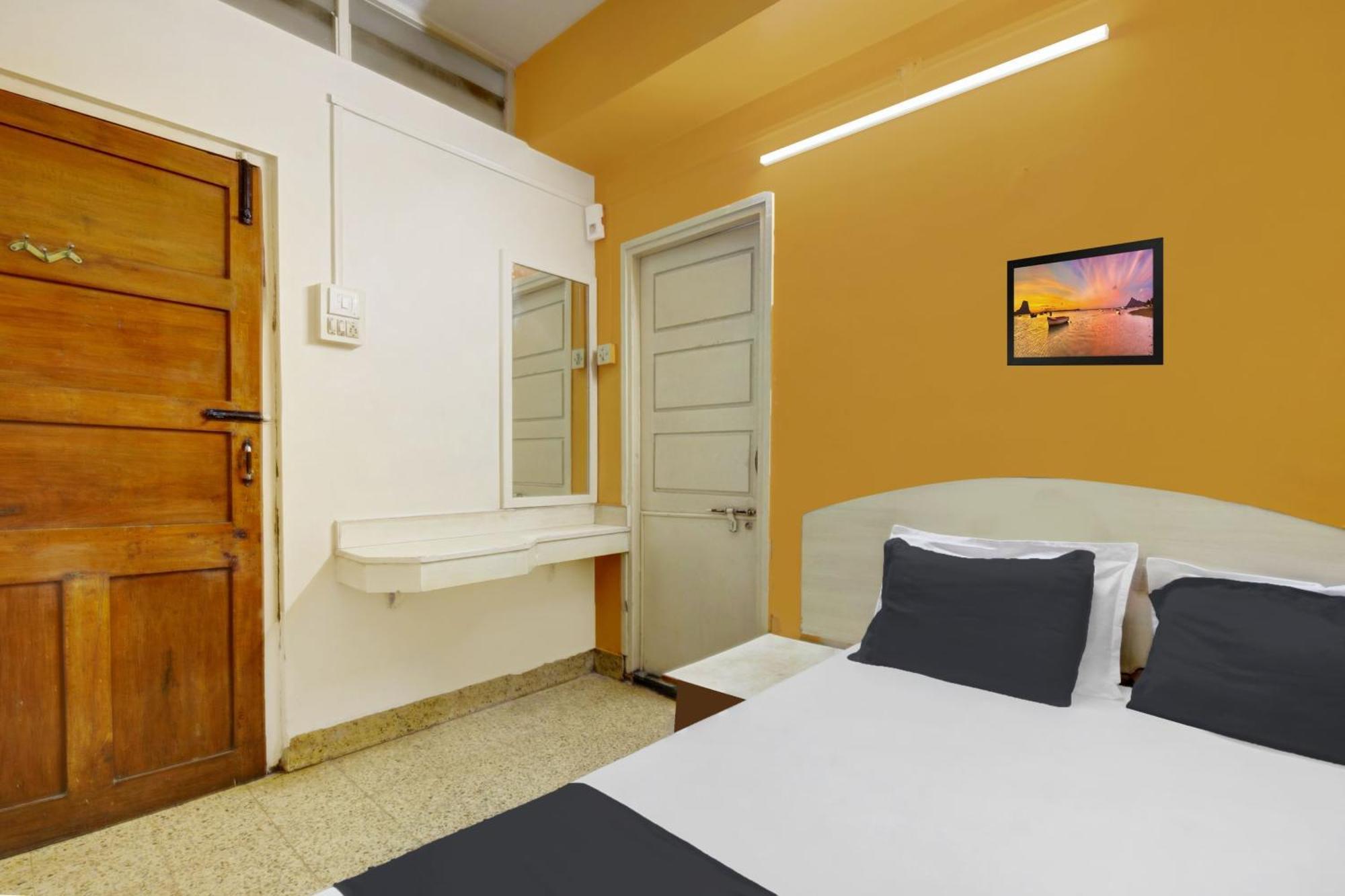 Hotel Spot On Shree Ram Residency Hubli Exterior foto